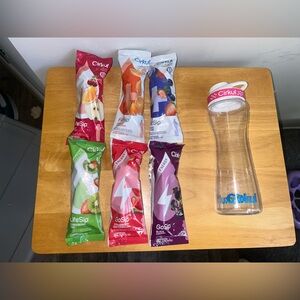 Pink Cirkul Water Bottle + 6 Flavors